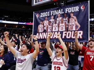 Fans celebrating the 25th anniversary of the 2001 Men's Basketball Final Four team at the University of Arizona