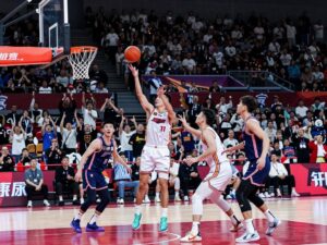 GCU Lopes basketball team in action against New Mexico Lobos